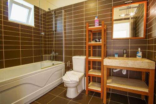 A Hotel Com Huge Villa In Red Pine Forest Villa Fethiye