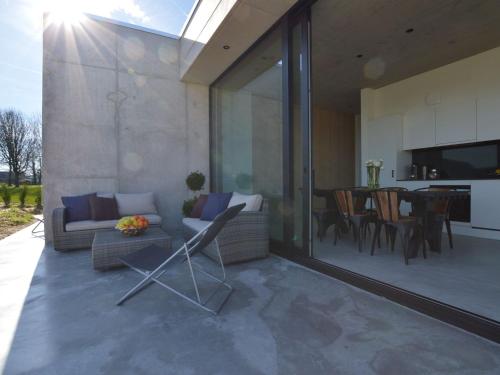 Balkons/terase, Modern Dalhem Villa with Views in Dalhem