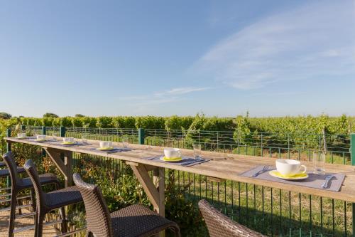 Les Vignes de la Chapelle The Originals Relais - image 2
