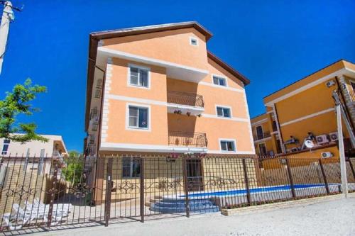 

Hotel Buhara on Pionerskiy prospekt 257