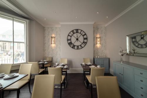 Anabelle's Guest House in Bath