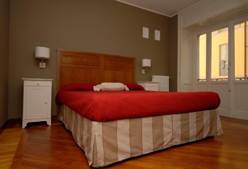Family Room (2 Adults + 2 Children) room in B&B Residenza Cavour