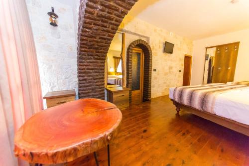 Heraklis Hotel – Berat, IA