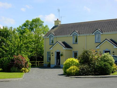 B&B Nenagh - The Waterside Cottages - Bed and Breakfast Nenagh