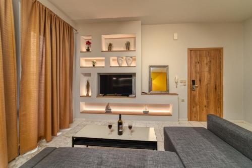 Amoudara Suites - main image