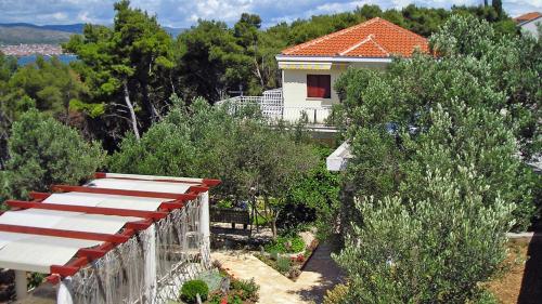  Herceg in Trogir  Mittel-Dalmatien, Pension in Okrug Donji