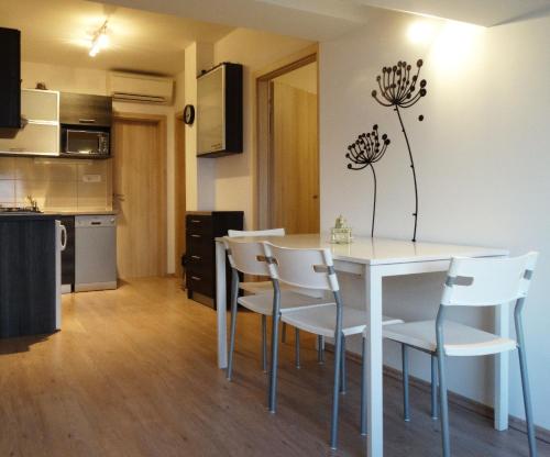 Apartments Đurđa - image 5
