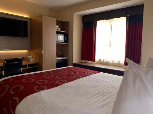 Microtel Inn & Suites by Wyndham Charleston - image 12