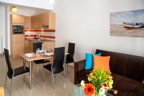 Sophia Central Loft & Apartments 4