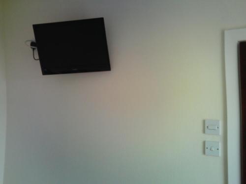 Single Room image 6