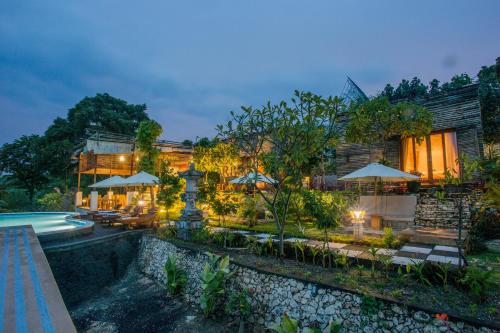 Kabeh Jati Garden Villa & Restaurant