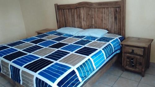 1 king bed, 1 queen bed