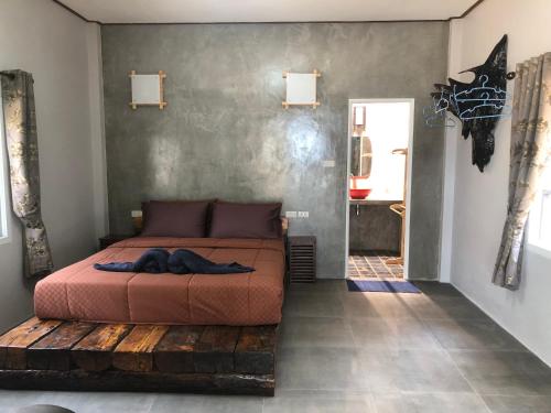 Rim Lay in Klong Hin Öböl