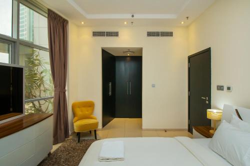 R&H - 1BR, Marina, Modern, Stylish, Beach, Dining