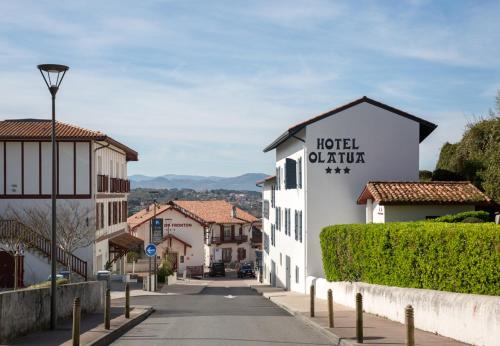 Hôtel & Appart-hôtel Olatua