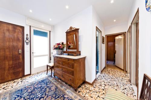 CA SUSANNA NEAR TRAIN STATION - image 5