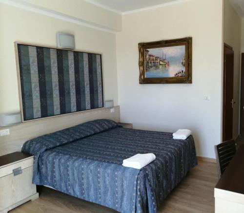 1 queen bed