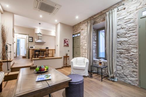 1897 Heritage house 5mins Pythagorio-sea-airport gîte à louer Chóra