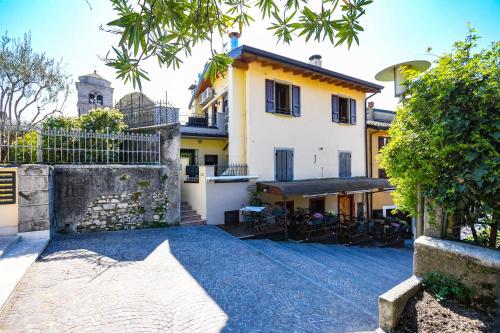 Catullo Apartments Sirmione 3
