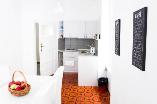 Hearth of Belgrade apartment - image 7