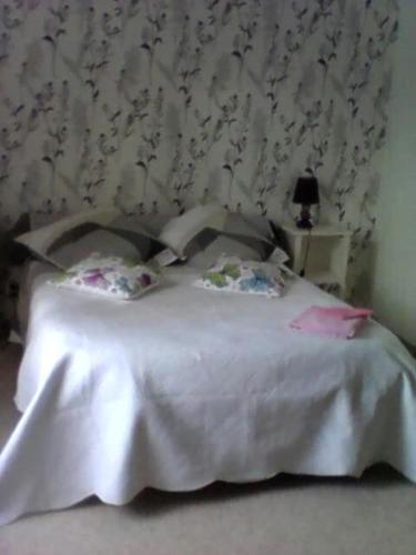 La Maison des Vendangeurs Room Type - Deluxe Room (2 Adults + 1 Child)