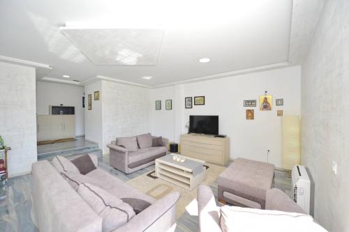 J & P Apartments Orahovac - image 12