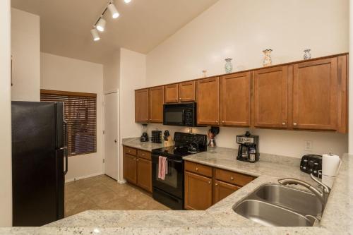 Blue's Retreat 3 Bedroom by Casago
