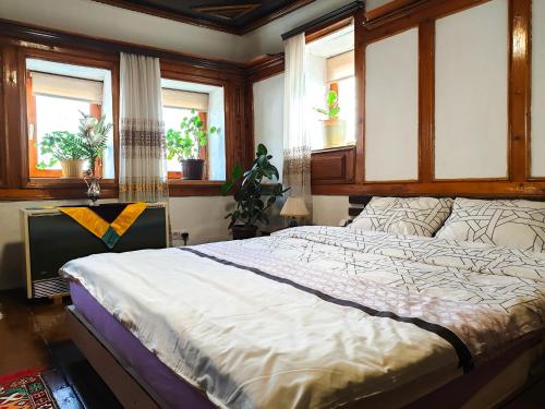 Kulla Dula Guesthouse in Грачаница