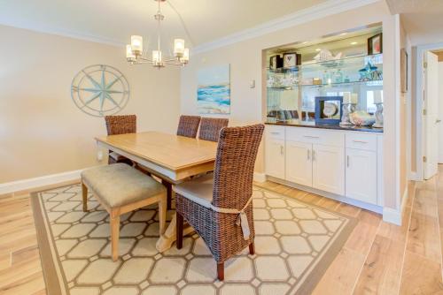 Holiday Surf & Racquet Club 610 by RealJoy Vacations - image 7