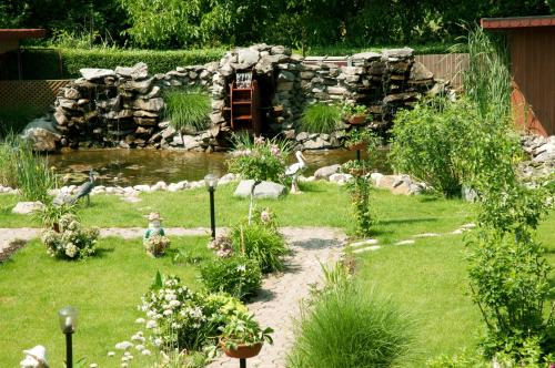 Pension Delia Gardens - image 3