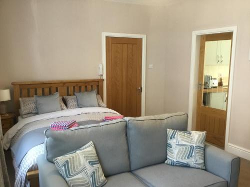 Mount Pleasant Apartments in Бомарі