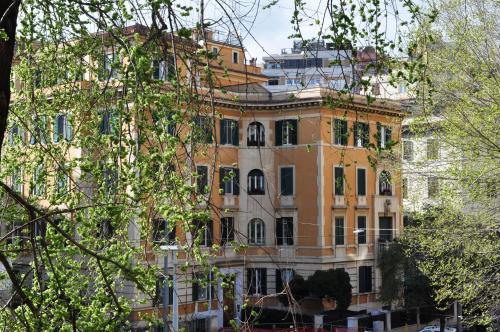 Trastevere Boulevard