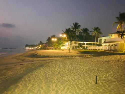 Hikkaduwa backyard beach homestay in Hikkaduwa