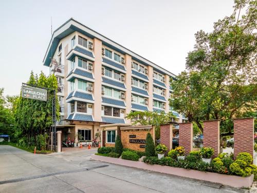 サカンチャイ プレース ホテル