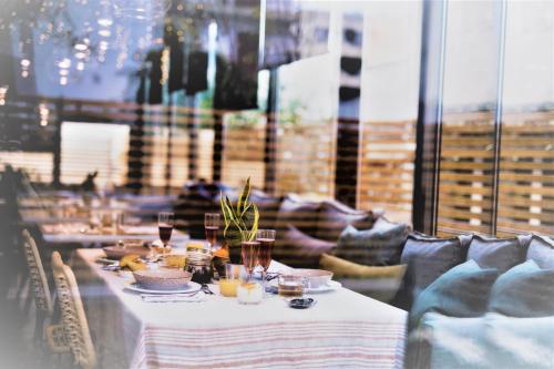 Mirivili Rooms & Suites - image 6