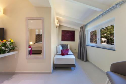 Palazzo Tritone & Abagnale - image 9