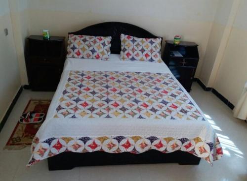 1 queen bed