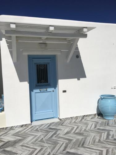  Κυκλαδίτικο σπίτι 40τ.μ. στην Αγία Αννα/ Cycladic house of 40sqm in Agia Anna in 84300 Agia Anna