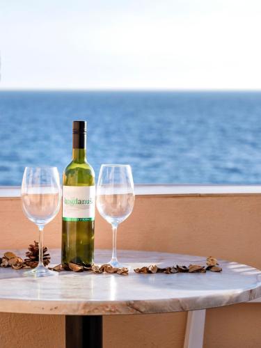  Spila Beach Apartments in Ivan Dolac