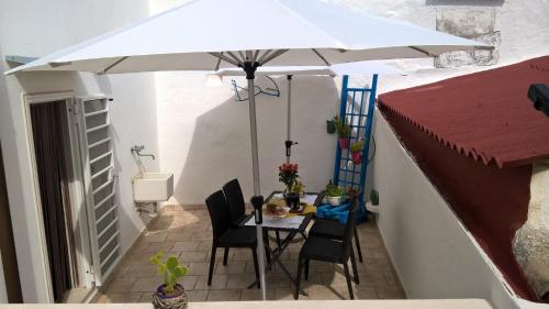 Balcony/terrace, Antiche Mura Apartments"Cielo di Puglia" -2 matrimoniali, cucina,letto singolo e terrazzo in Turi