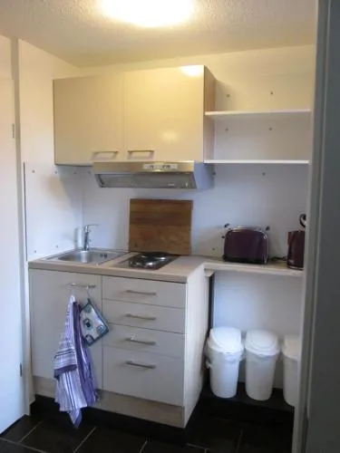 Haus Dreimaster Single-Wohnung ohne Wohnzimmer in Norden, Deutschland