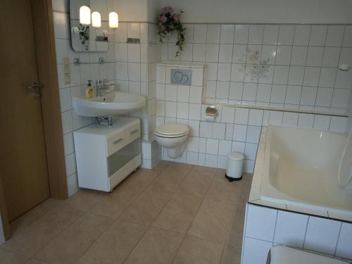 Bathroom, Apartments mit 2 Schlafzimmern in Bannewitz