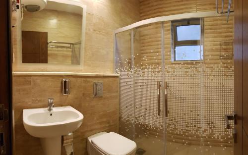 Deluxe Apartment image 10