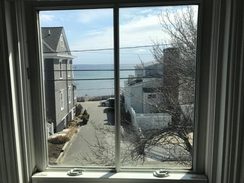 Junior Suite Queen Room with Ocean View #1