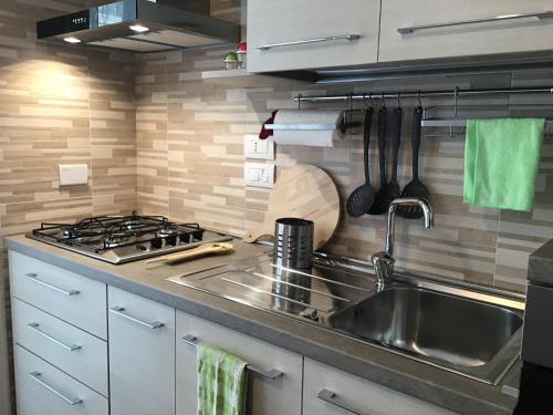 Kitchen, GoodStay New City Apartment (monolocale) in Lecce Suburbs