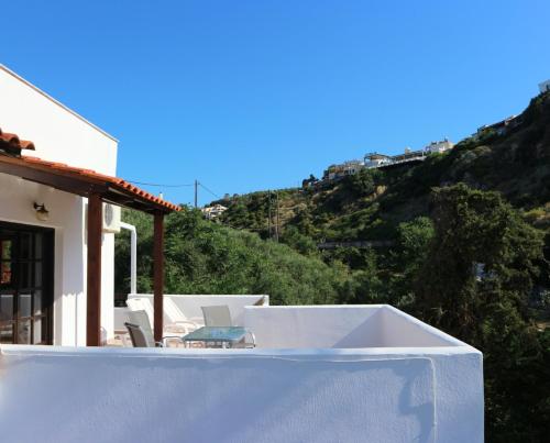 Oliaria Apartments - image 11