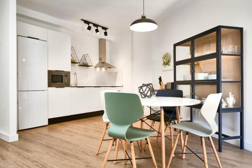 SUNN Apartments Amador de los Ríos, by Homing U, Sevilla (Foto 7)