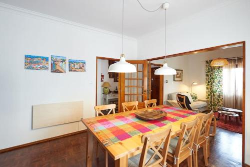  Beija-Flor House in Ribamar