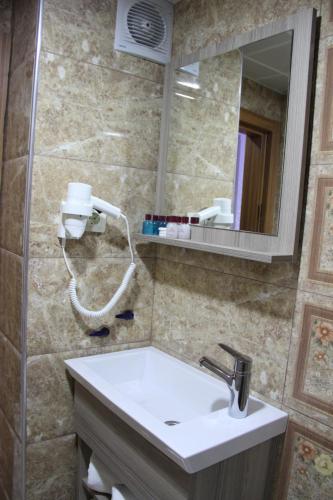 Kaya Madrid Hotel, Istanbul (photo 6)