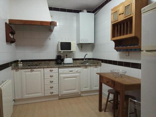 virtuve, Casa Rural San Blas in Sanjuanejo